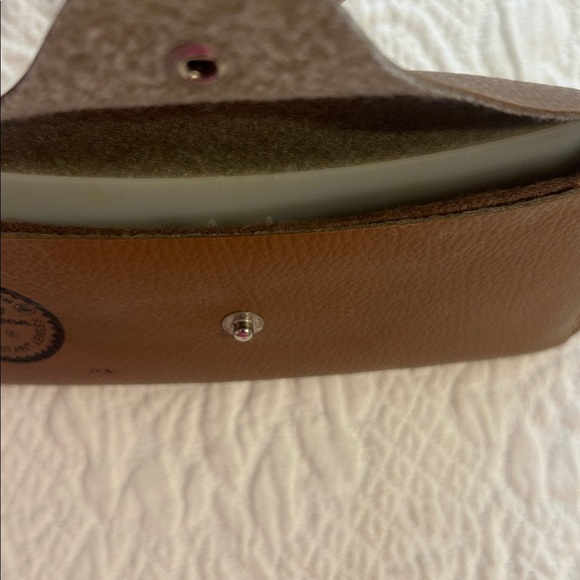 Ray-Ban Gold Aviator Sunglasses with Yellow Lenses - Picture 6 of 10